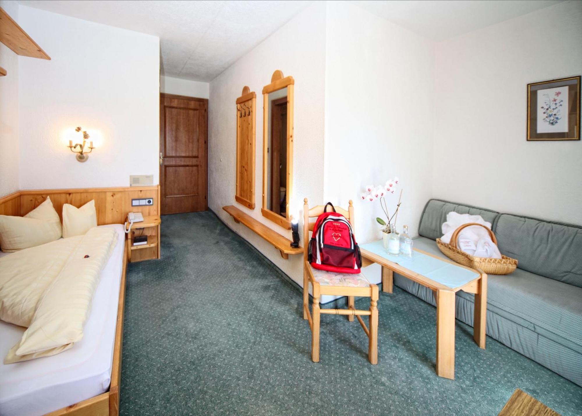 Hotel Hubertushof - Ihr Hotel Mit Herz Leutasch Rum bild
